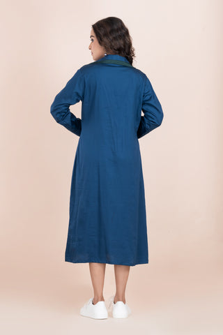 BLUE LONG DRESS WITH GREEN POCKET BLUE LONG DRESS WITH GREEN POCKET